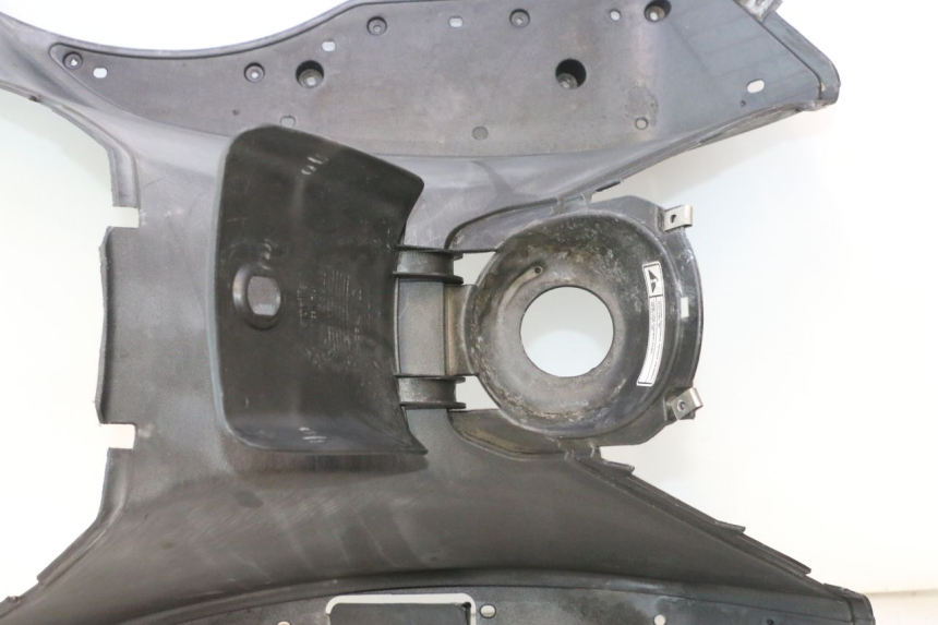photo de ESTRIBO APRILIA ATLANTIC S 125 (2010 - 2013) - Pontos de fixação