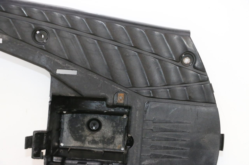 photo de ESTRIBO MBK BOOSTER ROCKET 50 (1995 - 1998) - Pontos de fixação