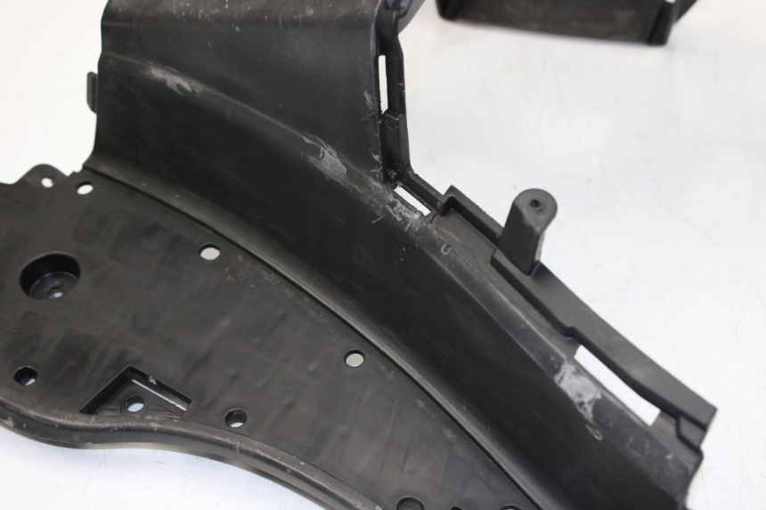 photo de ESTRIBO SUZUKI BURGMAN 125 (2007 - 2014) - Outro ângulo de visão
