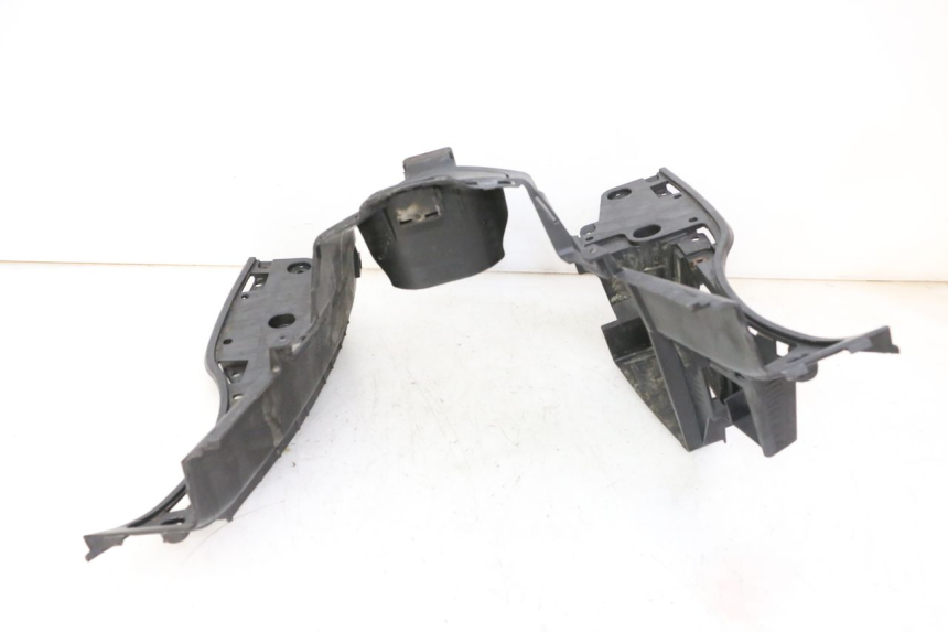 photo de ESTRIBO SUZUKI BURGMAN 125 (2007 - 2014) - Ampliação técnica