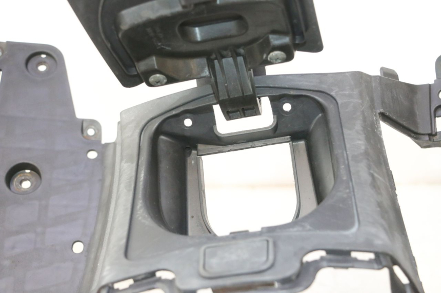 photo de ESTRIBO SUZUKI BURGMAN 125 (2007 - 2014) - Detalhe da peça