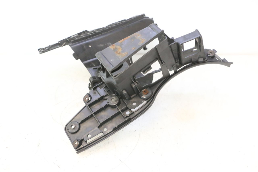 photo de ESTRIBO SUZUKI BURGMAN 125 (2007 - 2014) - Ampliação técnica