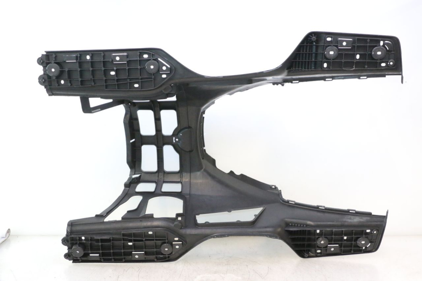 photo de APOIO PARA OS PÉS SUZUKI BURGMAN EXECUTIVE ABS 650 (2006 - 2012) - Inspeção visual