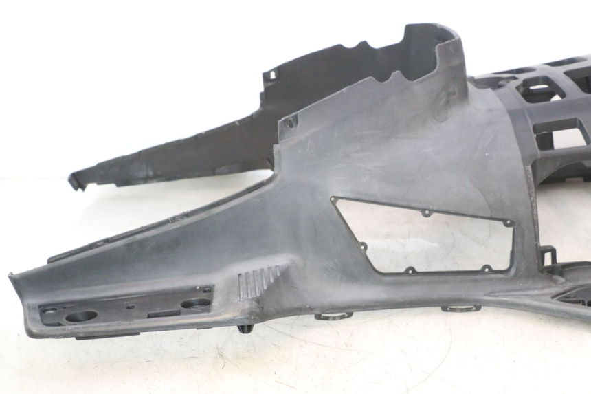 photo de APOIO PARA OS PÉS SUZUKI BURGMAN EXECUTIVE ABS 650 (2006 - 2012) - Outro ângulo de visão