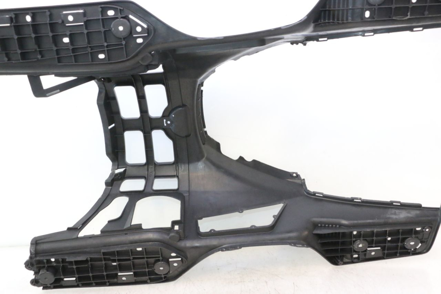 photo de APOIO PARA OS PÉS SUZUKI BURGMAN EXECUTIVE ABS 650 (2006 - 2012) - Marcações e referências