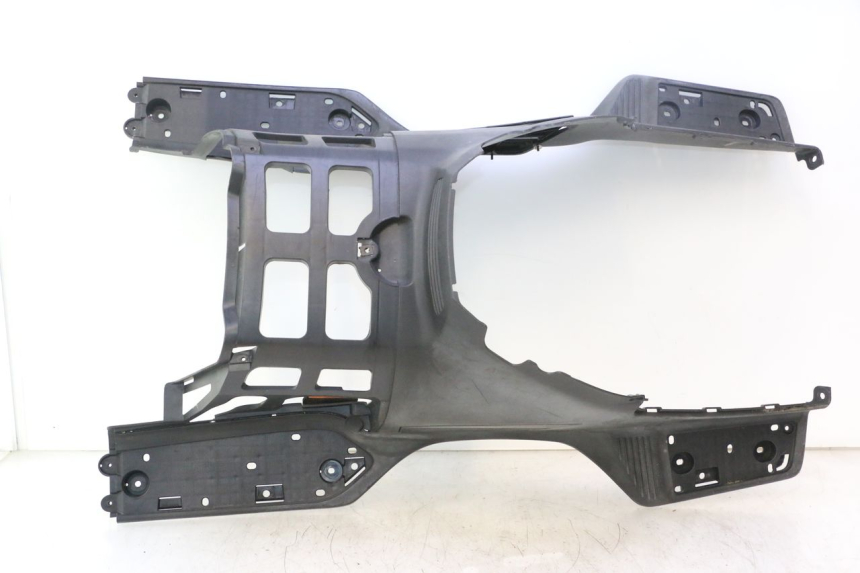 photo de APOIO PARA OS PÉS SUZUKI BURGMAN EXECUTIVE ABS 650 (2006 - 2012) - Vista principal