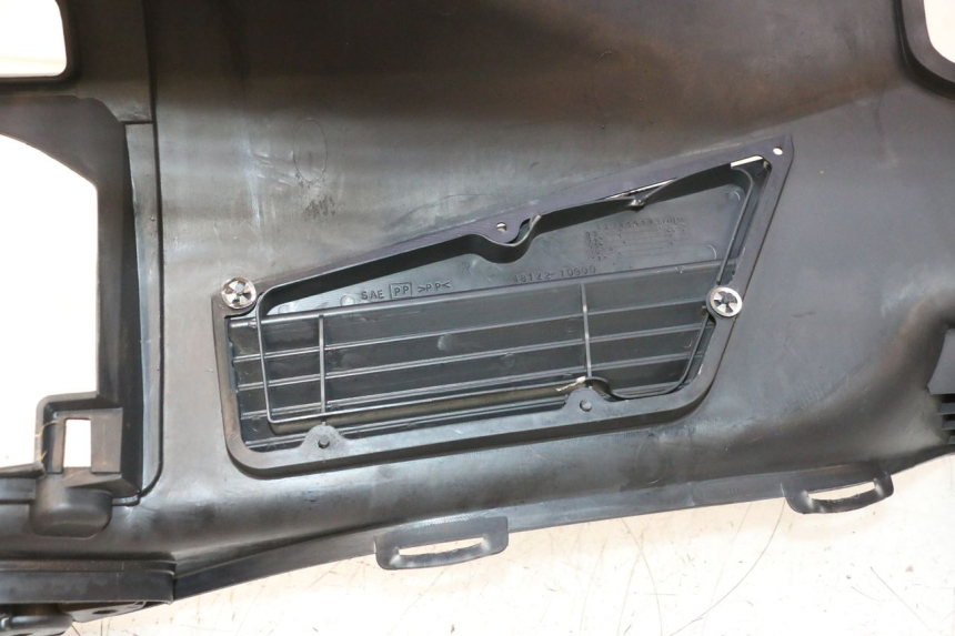 photo de APOIO PARA OS PÉS SUZUKI BURGMAN EXECUTIVE ABS 650 (2006 - 2012) - Outro ângulo de visão