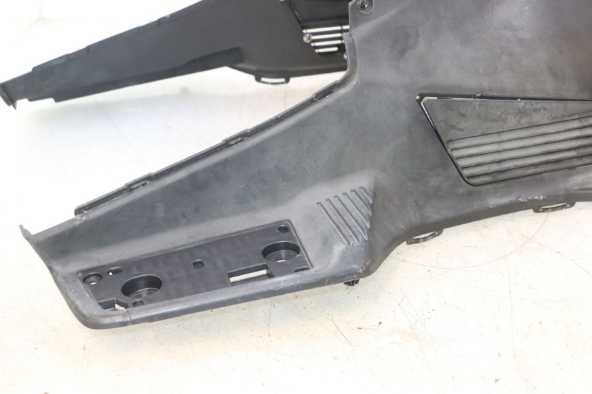 photo de APOIO PARA OS PÉS SUZUKI BURGMAN EXECUTIVE ABS 650 (2006 - 2012) - Marcações e referências