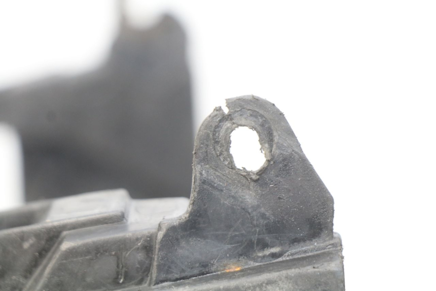 photo de ESTRIBO YAMAHA BW'S 50 (1999 - 2003) - Pontos de fixação