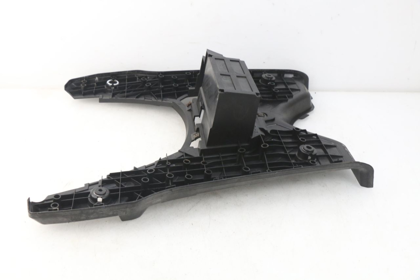 photo de ESTRIBO YAMAHA BW'S BWS 125 (2010 - 2013) - Pontos de fixação