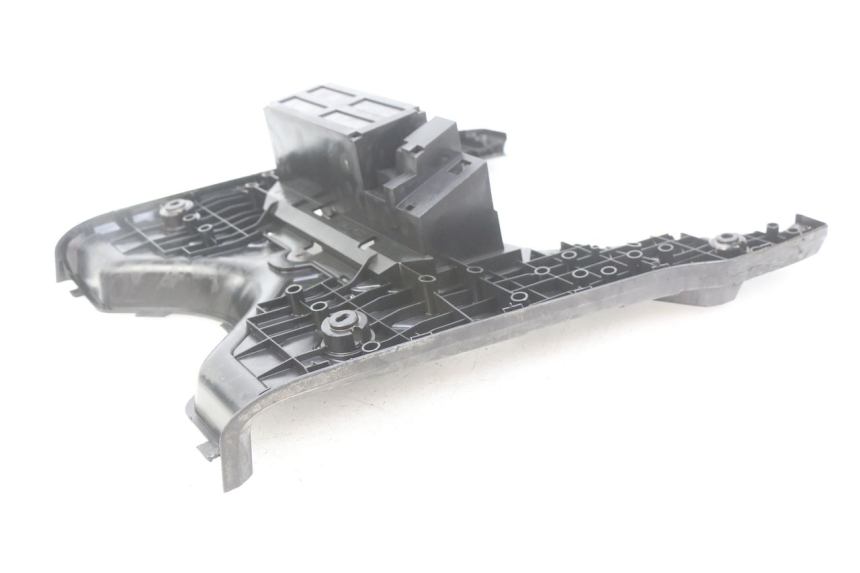 photo de ESTRIBO YAMAHA BW'S BWS 125 (2010 - 2013) - Pontos de fixação