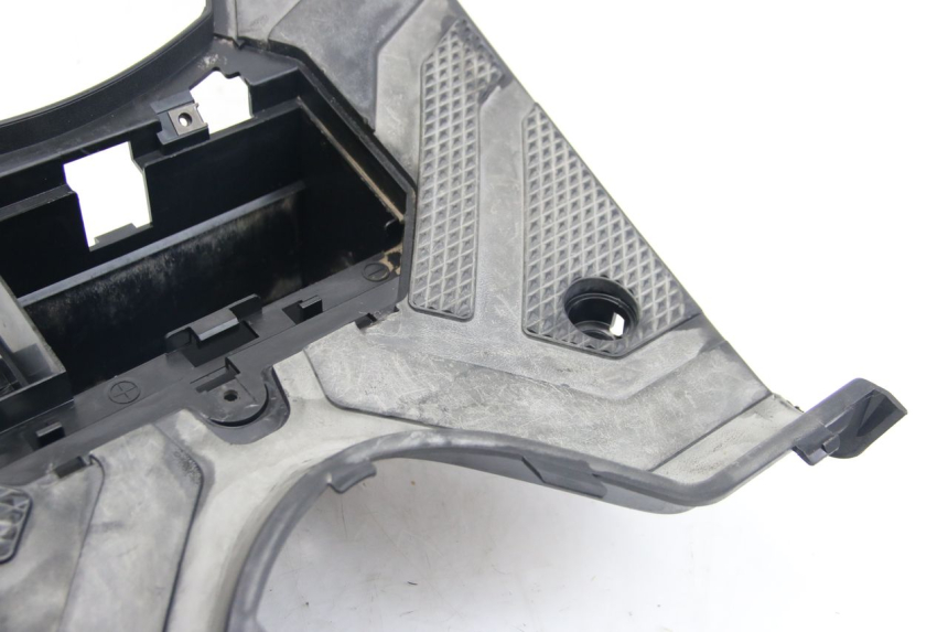 photo de ESTRIBO YAMAHA BW'S BWS 125 (2010 - 2013) - Pontos de fixação