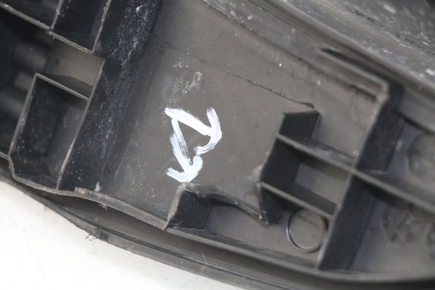 photo de ESTRIBO DIREITO KYMCO DINK STREET 125 (2009 - 2014) - Ampliação técnica