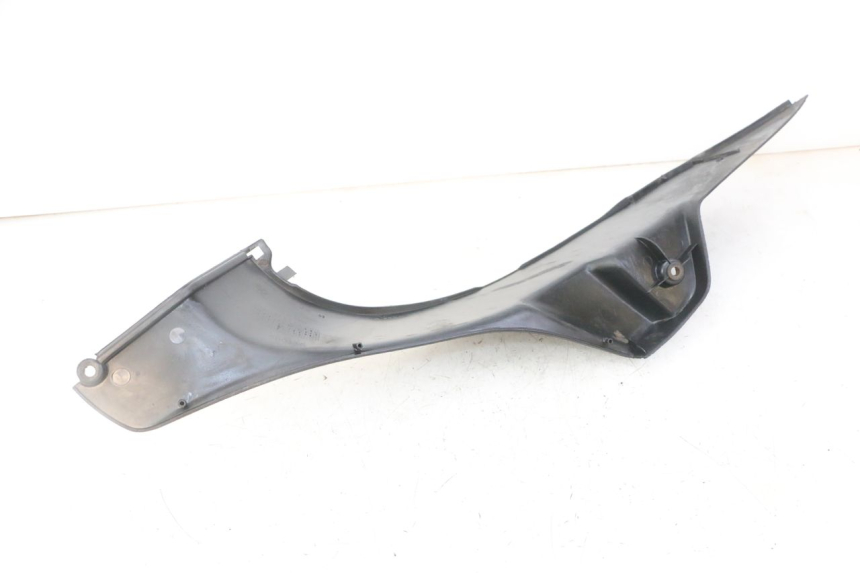 photo de ESTRIBO DIREITO PEUGEOT ELYSEO 125 (1999 - 2004) - Zoom do estado de desgaste