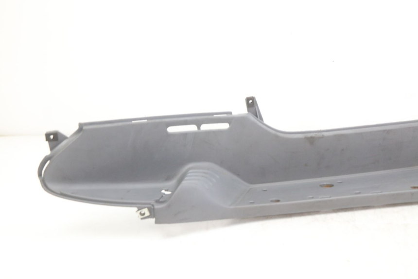 photo de ESTRIBO DIREITO HONDA FES PANTHEON 2T 125 (1998 - 2002) - Pontos de fixação