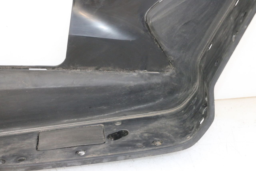 photo de ESTRIBO DIREITO HONDA FORZA ABS 300 (2013 - 2017) - Detalhes característicos