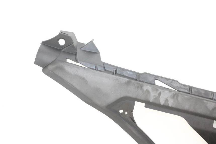 photo de ESTRIBO DIREITO PEUGEOT GEOPOLIS RS 125 (2007 - 2009) - Pontos de fixação