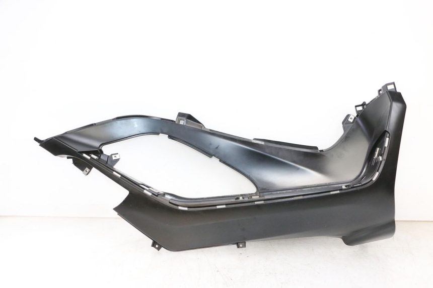 photo de ESTRIBO DIREITO PIAGGIO MP3 HPE 300 (2019 - 2026) - Vista principal