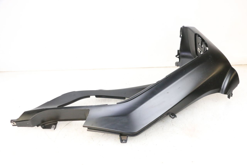photo de ESTRIBO DIREITO PIAGGIO MP3 HPE 300 (2019 - 2026) - Vista do produto