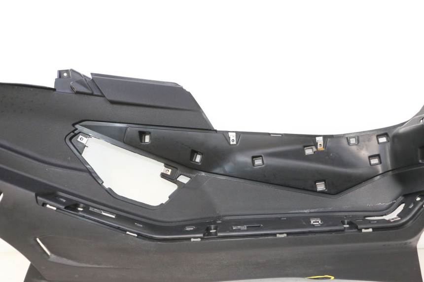 photo de PEDALEIRA DIREITA PIAGGIO MP3 HPE 530 (2022 - 2026) - Imagem adicional
