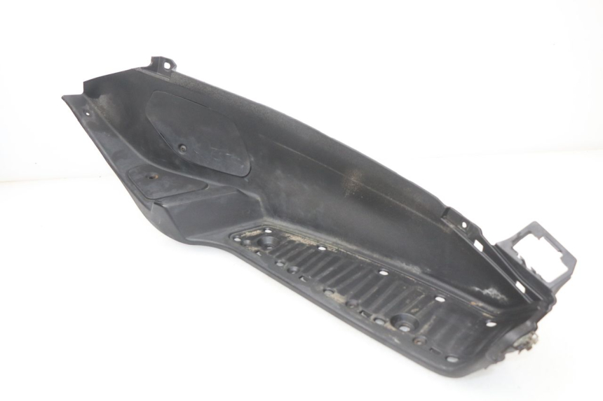 photo de ESTRIBO DIREITO PIAGGIO MP3 LT 400 (2007 - 2012) - Pontos de fixação