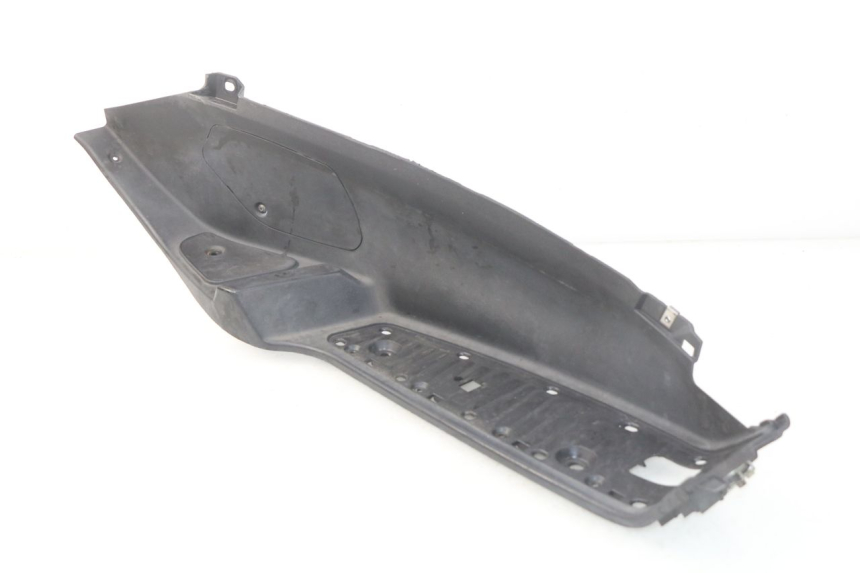 photo de ESTRIBO DIREITO PIAGGIO MP3 LT 400 (2007 - 2012) - Pontos de fixação
