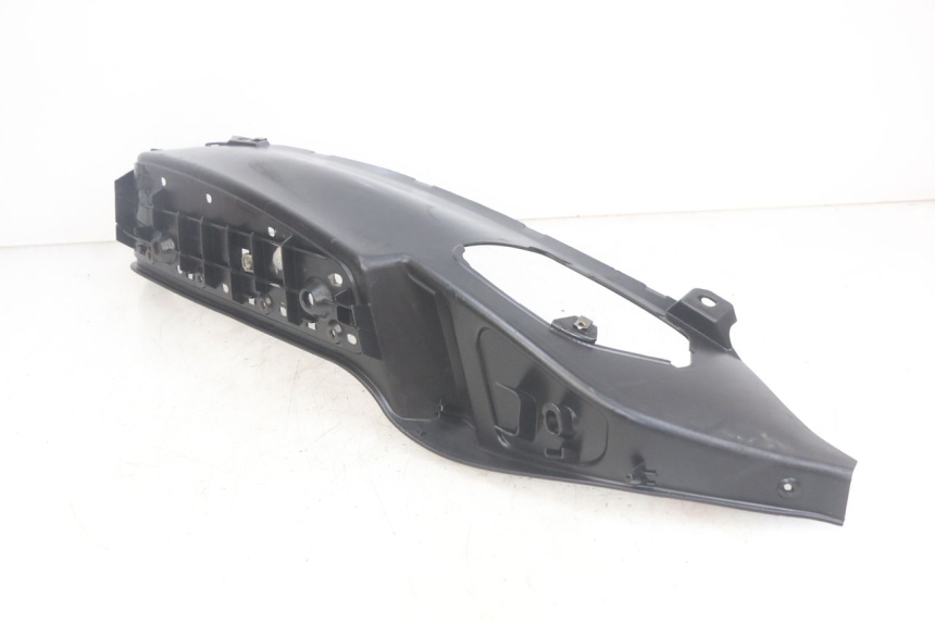 photo de ESTRIBO DIREITO PIAGGIO MP3 LT 400 (2007 - 2012) - Detalhe da peça