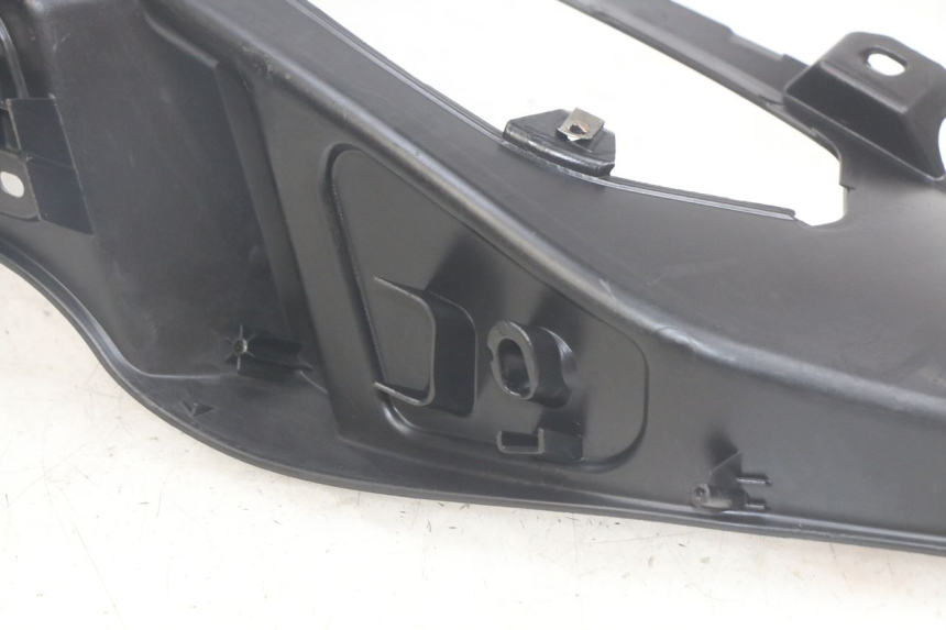 photo de ESTRIBO DIREITO PIAGGIO MP3 LT 400 (2007 - 2012) - Zoom do estado de desgaste