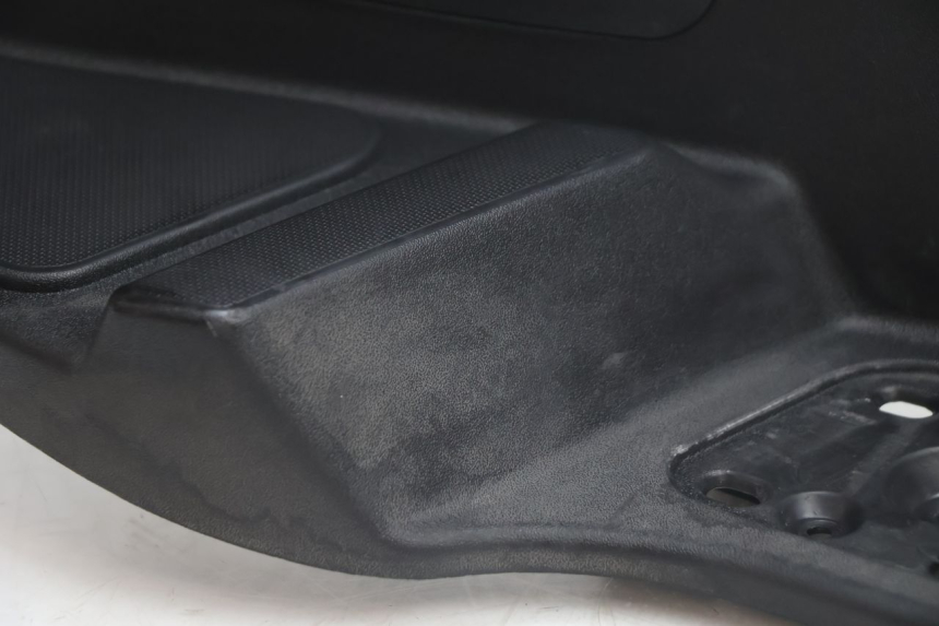 photo de ESTRIBO DIREITO PIAGGIO MP3 LT 300 (2010 - 2016) - Ampliação técnica