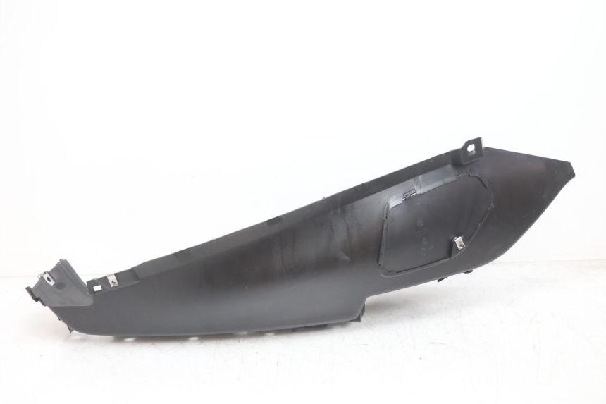 photo de ESTRIBO DIREITO PIAGGIO MP3 LT 300 (2010 - 2016) - Pontos de fixação