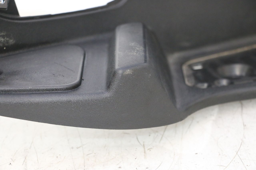 photo de ESTRIBO DIREITO PIAGGIO MP3 LT 400 (2007 - 2012) - Marcações e referências
