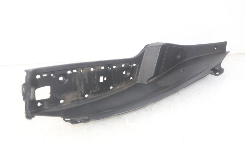 photo de ESTRIBO DIREITO PIAGGIO MP3 RL 250 (2006 - 2010) - Ampliação técnica