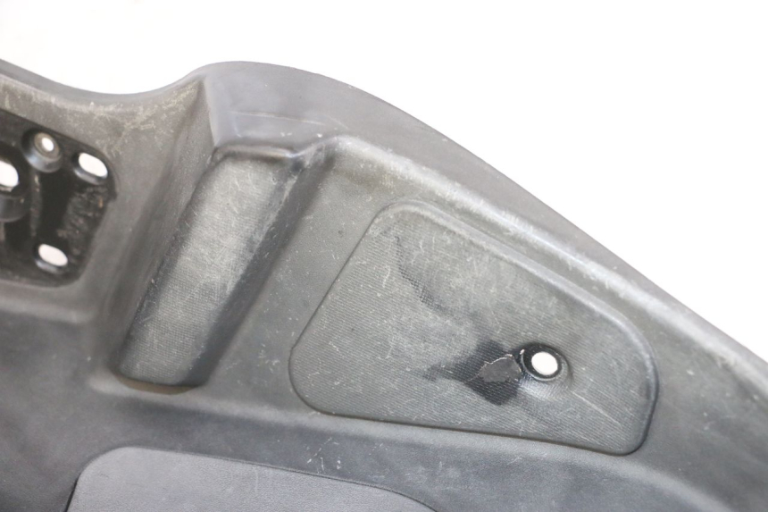 photo de ESTRIBO DIREITO PIAGGIO MP3 500 (2011 - 2015) - Detalhe da peça