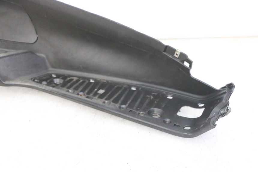 photo de ESTRIBO DIREITO PIAGGIO MP3 500 (2011 - 2015) - Marcações e referências