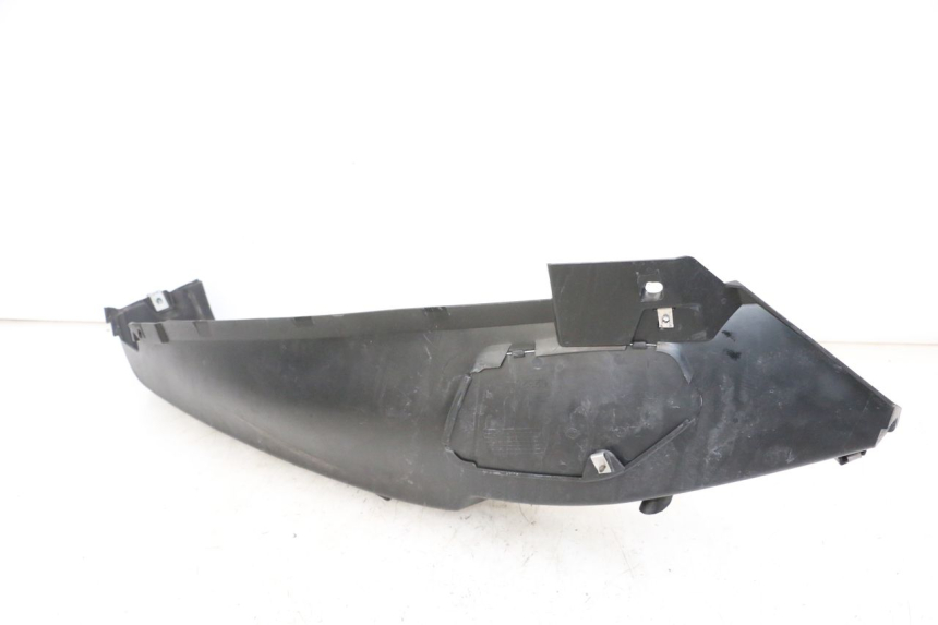 photo de ESTRIBO DIREITO PIAGGIO MP3 500 (2014 - 2017) - Outro ângulo de visão