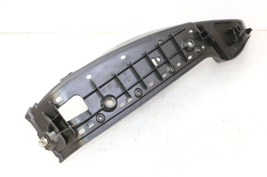 photo de ESTRIBO DIREITO PIAGGIO MP3 500 (2011 - 2015) - Detalhe da peça