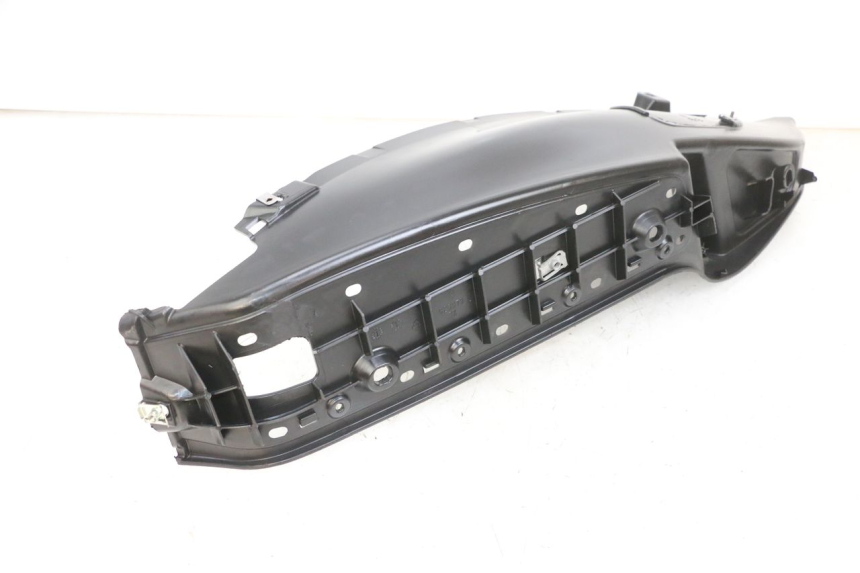 photo de ESTRIBO DIREITO PIAGGIO MP3 RL 250 (2006 - 2010) - Outro ângulo de visão
