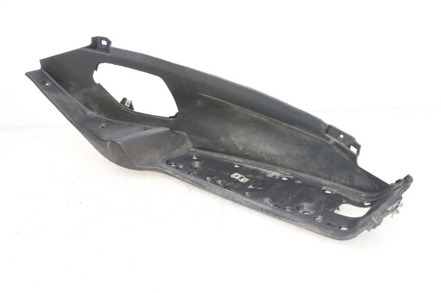 photo de ESTRIBO DIREITO PIAGGIO MP3 RL 250 (2006 - 2010) - Estado da superfície