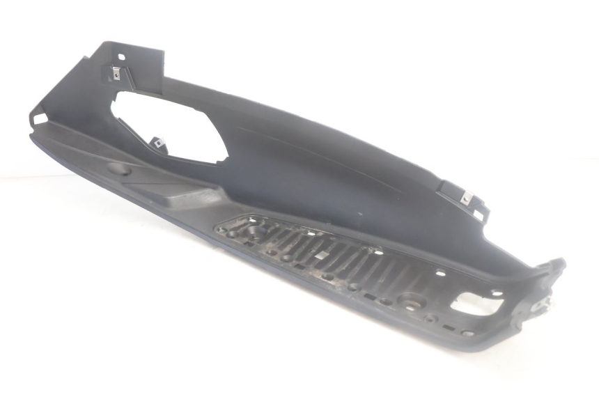 photo de ESTRIBO DIREITO PIAGGIO MP3 500 (2016 - 2018) - Ampliação técnica