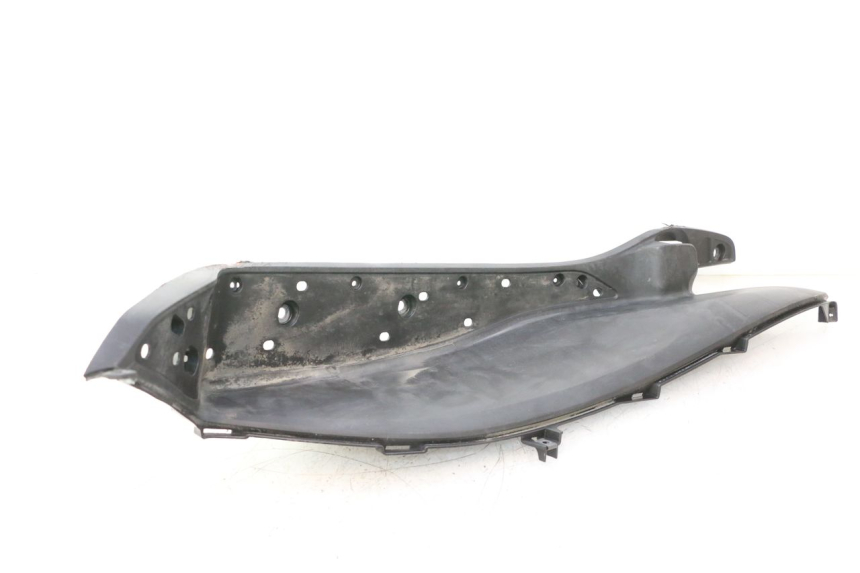 photo de ESTRIBO DIREITO HONDA PCX (JF28) 125 (2009 - 2011) - Pontos de fixação