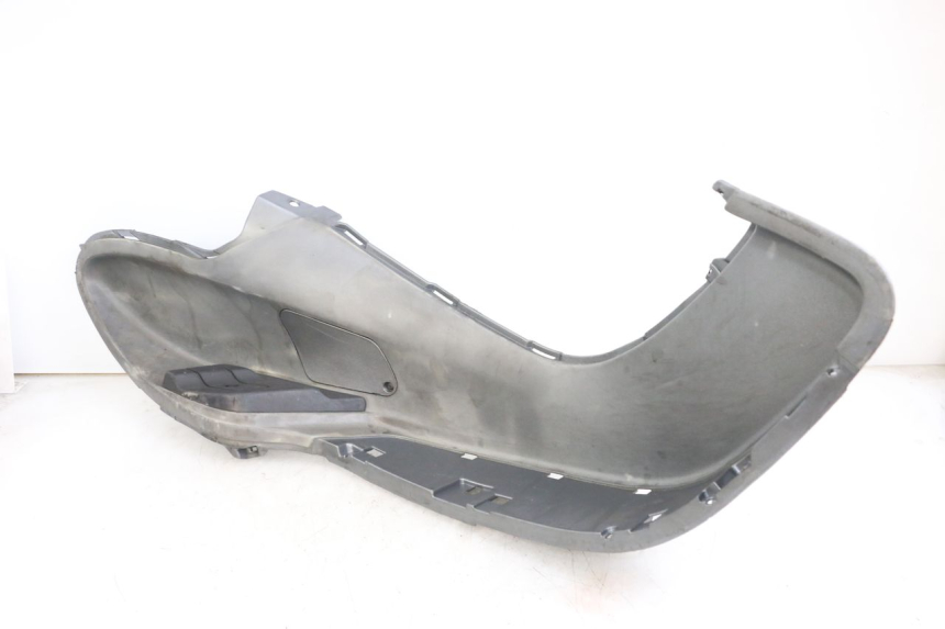 photo de ESTRIBO DIREITO PIAGGIO X9 125 (2000 - 2003) - Pontos de fixação