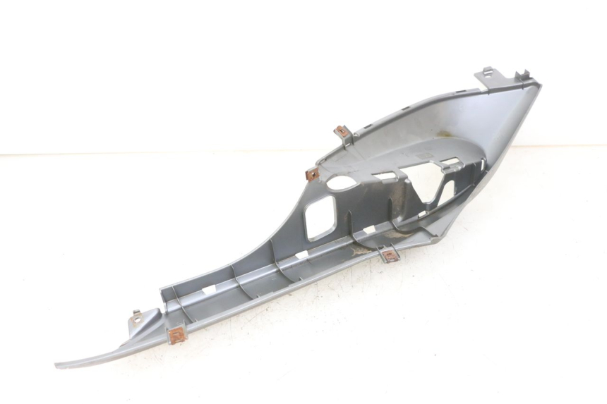 photo de ESTRIBO DIREITO YAMAHA NEOS NEO'S 4T 50 (2008 - 2016) - Zoom do estado de desgaste