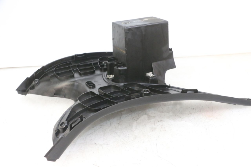 photo de ESTRIBO PEUGEOT ELYSTAR 125 (2002 - 2007) - Estado da superfície