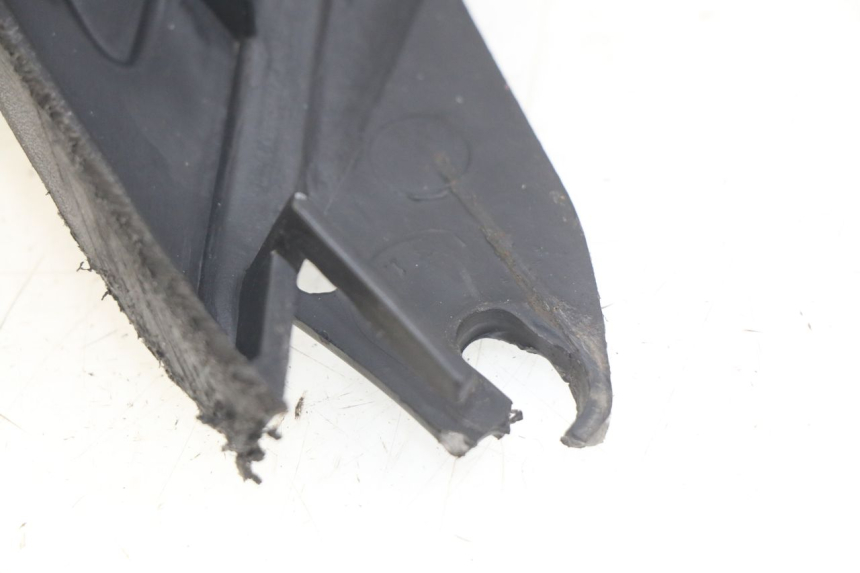photo de ESTRIBO PEUGEOT ELYSTAR 50 (2002 - 2014) - Detalhe da peça