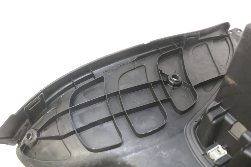 photo de ESTRIBO PEUGEOT ELYSTAR 50 (2002 - 2014) - Zoom do estado de desgaste