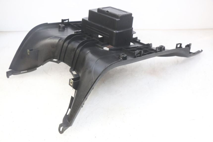 photo de ESTRIBO SYM FIDDLE 3 III 125 (2014 - 2020) - Ampliação técnica