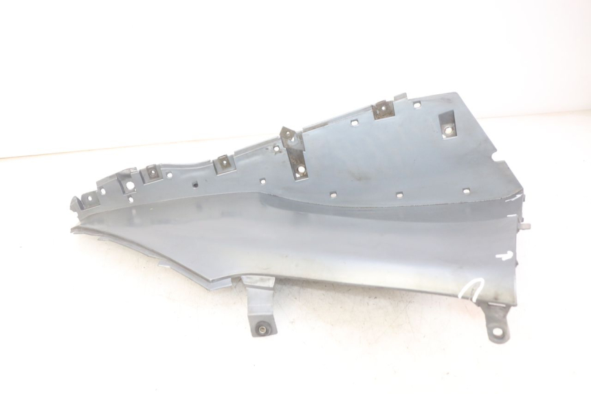 photo de ESTRIBO ESQUERDO BMW C1 125 (2000 - 2003) - Detalhe da peça