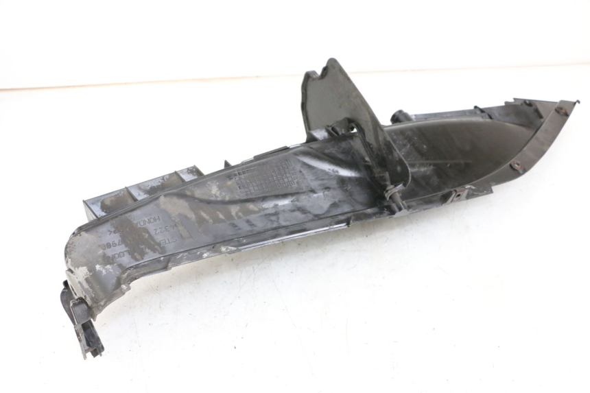 photo de ESTRIBO ESQUERDO HONDA FES S-WING SWING ABS 125 (2007 - 2015) - Zoom do estado de desgaste