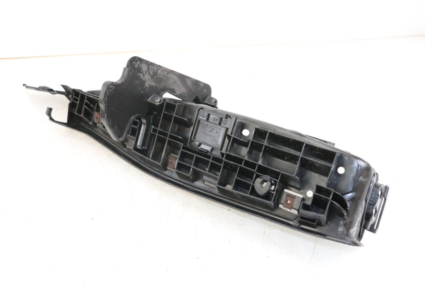 photo de ESTRIBO ESQUERDO HONDA FES S-WING SWING ABS 125 (2007 - 2015) - Outro ângulo de visão