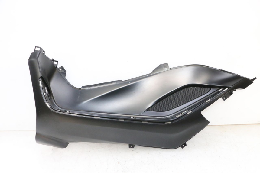 photo de ESTRIBO ESQUERDO PIAGGIO MP3 HPE 300 (2019 - 2026) - Vista principal